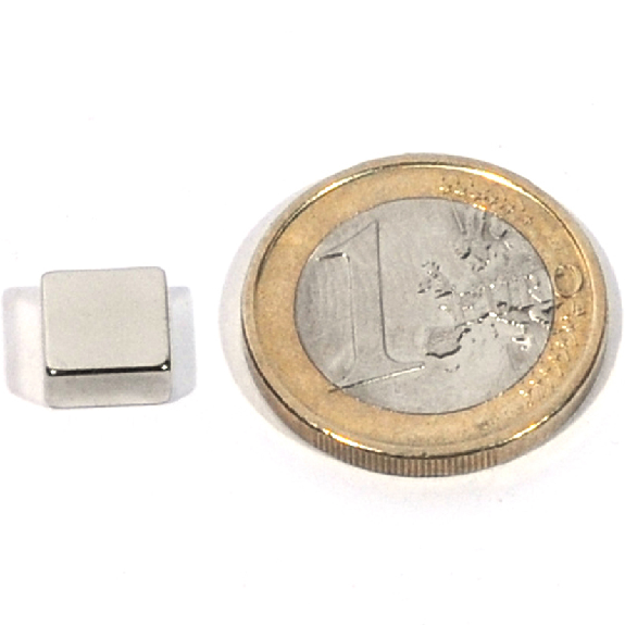 Bloque de magnet de Neodymium 8x8x4mm, potencia 1.5 kg-Leer más