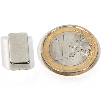 Blocco magnetico neodimio 15x5x5mm, potenza 4,1 kg-Leggi tutto