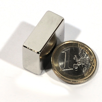 Blocco magnetico neodimio 25x20x10mm, potenza 17 kg-Leggi tutto