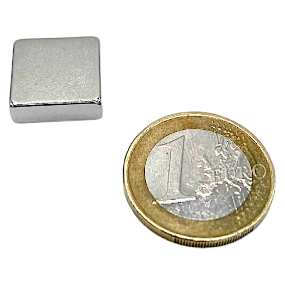 Bloque de magnet de neodimio 15x15x5 mm, potencia 6.3 kg Bloque de magnet de neodimio 15x15x5 mm, potencia 6.3 kg-Leer más