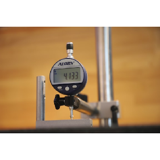Reloj comparador elec. ATORN, rango med. 100 mm incr. 0,01 mm para med. dinám.-Leer más