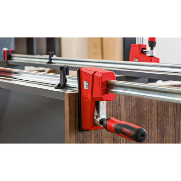 Korpuszwinge REVO KRE 300/95mm Bessey Korpuszwinge REVO KRE 300/95mm Bessey-Beschreibung lesen