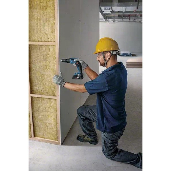 Atornillador a batería para pladur GTB 18V-45 profesional en maletín - BOSCH 06019K7001-Leer más