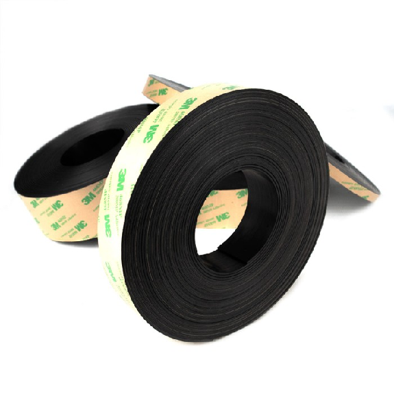 Magnetrolle mit Klebstoff 3M - Länge 10m - Breite 30mm-Beschreibung lesen