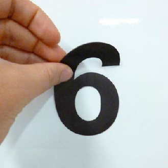 Número magnético recortado, altura 10 cm - Goma sin tratar-Leer más