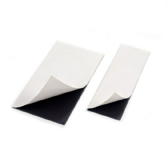 Etiquette magnétique adhésive 10mm x 100mm x0,75mm-Lire la description