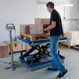 PCE Instruments Hydraulik-Hubtisch-Waage  PCE-HLTS 500 |Stufenlose Höhenverstellung von 350  1130 mm-Beschreibung lesen
