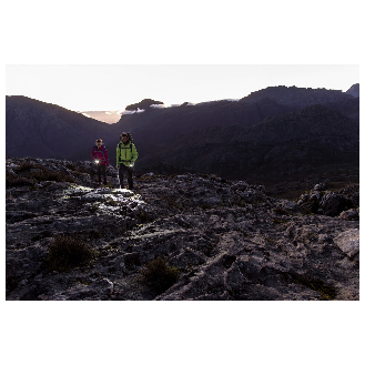LED Outdoor-Taschenlampe MT14-Beschreibung lesen