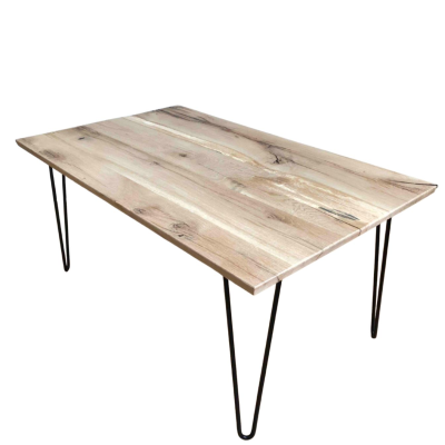 Table basse en chêne et pieds épingle